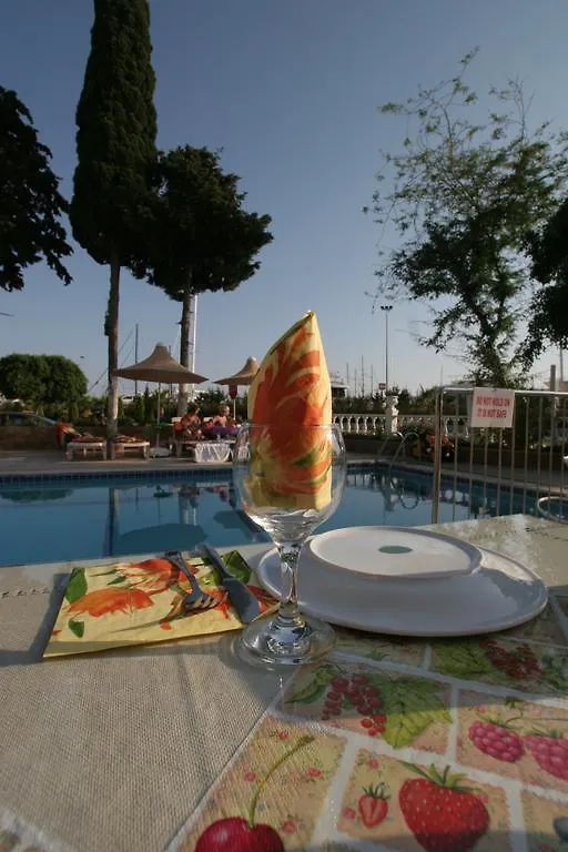 **  Irme Hotel Turgutreis Turkey